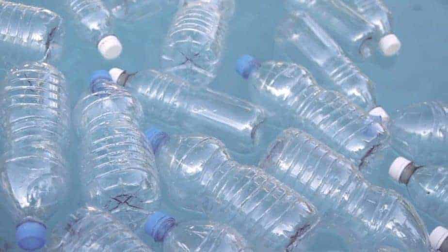plastic-bottles-floating-on-water